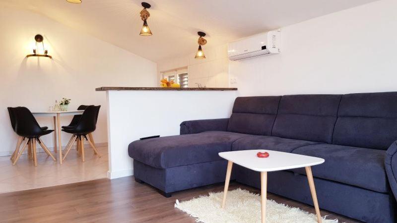 Apartment Mirjana Водице Экстерьер фото